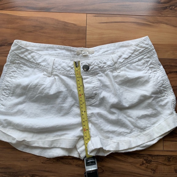 Forever 21 cuffed hem shorts 30 - Picture 3 of 8